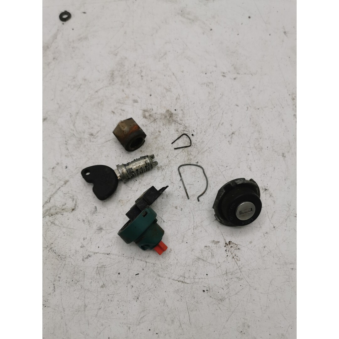 Piaggio Piaggio Liberty /Zip / Vespa / Contactslot / Contactslotenset / Compleet