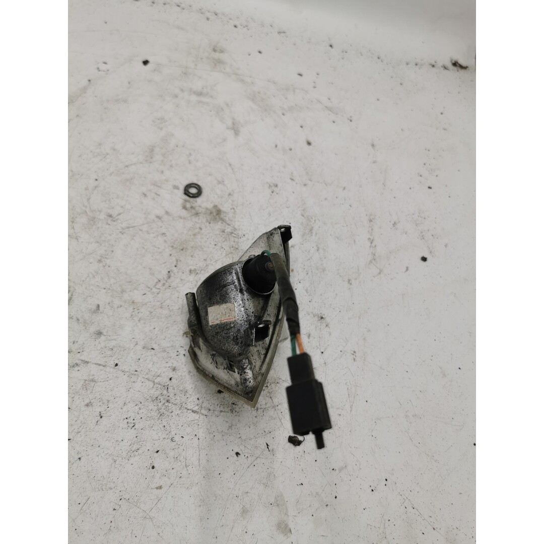 Sym Sym Mio 2011 / Knipperlicht / Links / Voor