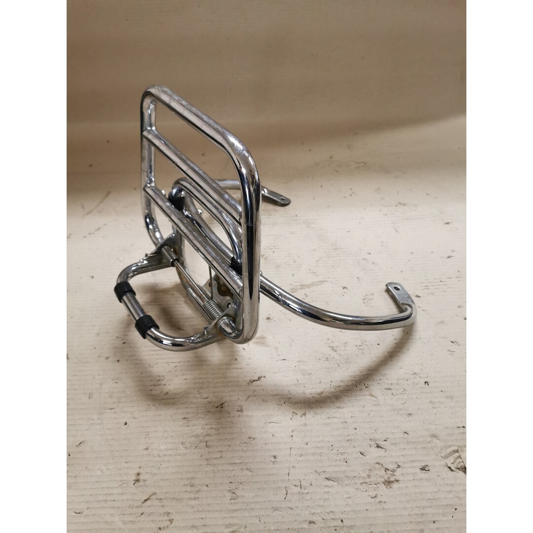 Vespa Lx Vespa LX 4T4V C38 2010 / Achterdrager / Achterrek / Klaprek