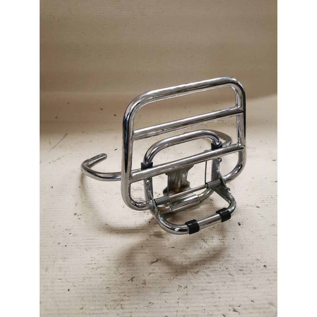 Vespa Lx Vespa LX 4T4V C38 2010 / Achterdrager / Achterrek / Klaprek