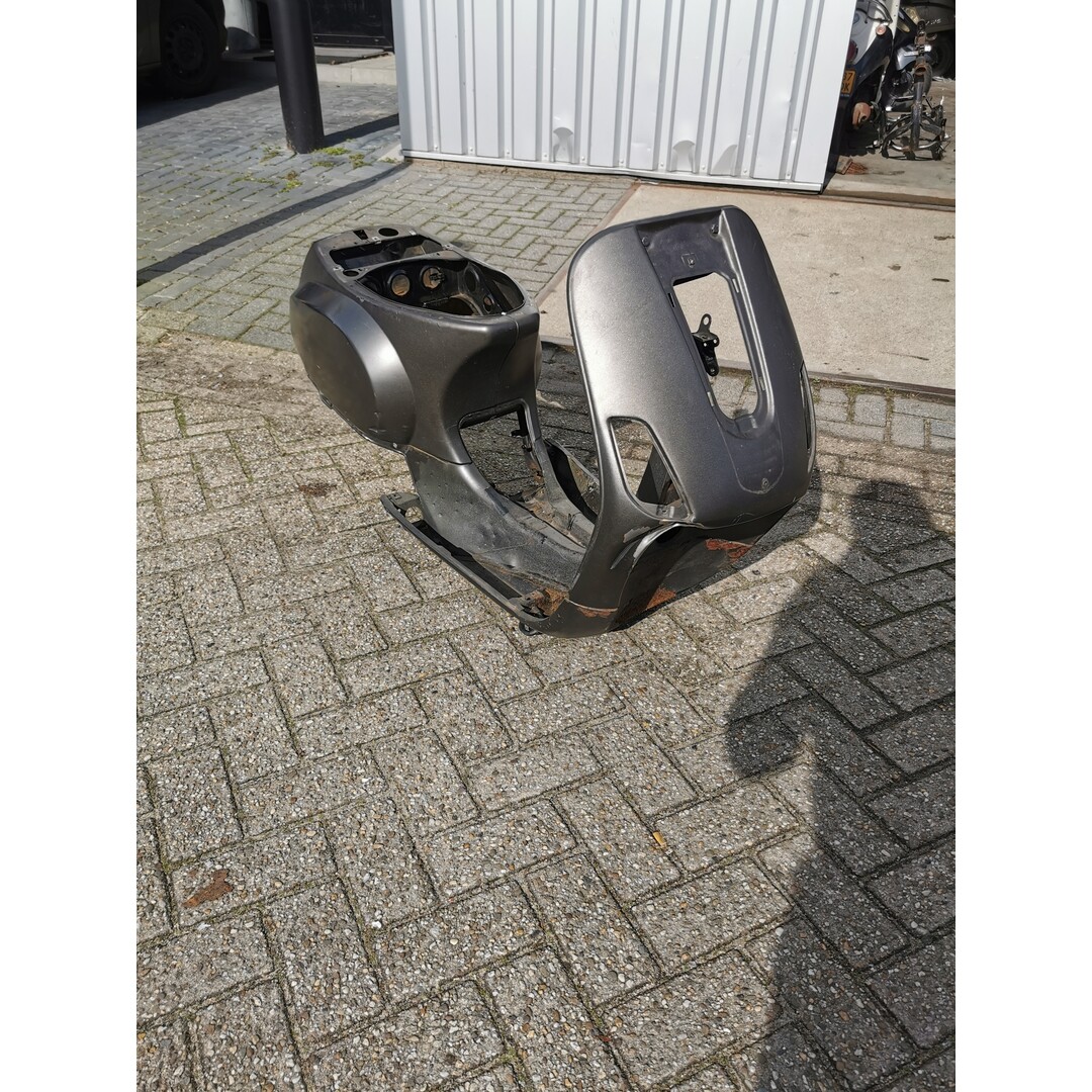 Vespa S 4T4V C38 2009 / Frame / Grijs / Brom / Zonder WOK
