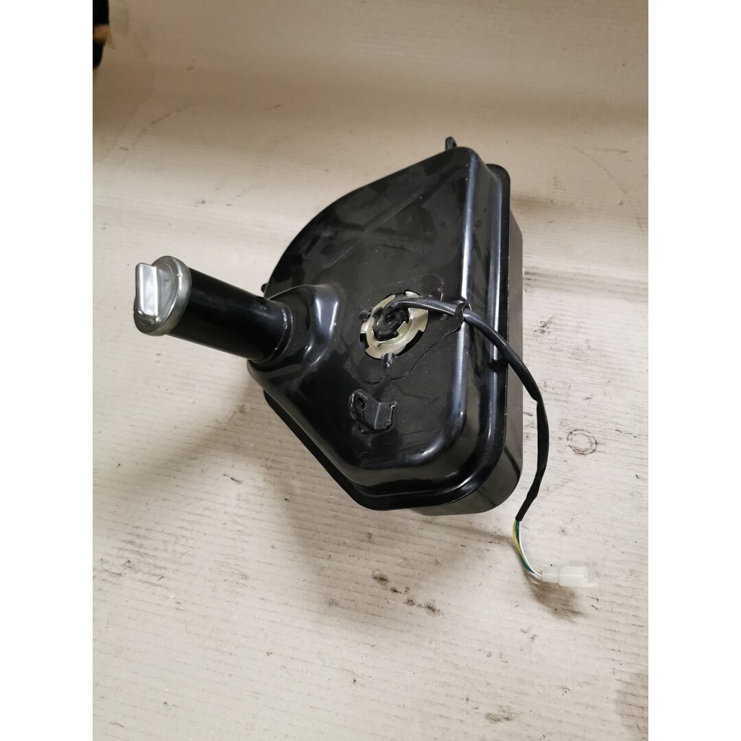 Retro scooter / Brandstoftank / Benzinetank / ZGAN