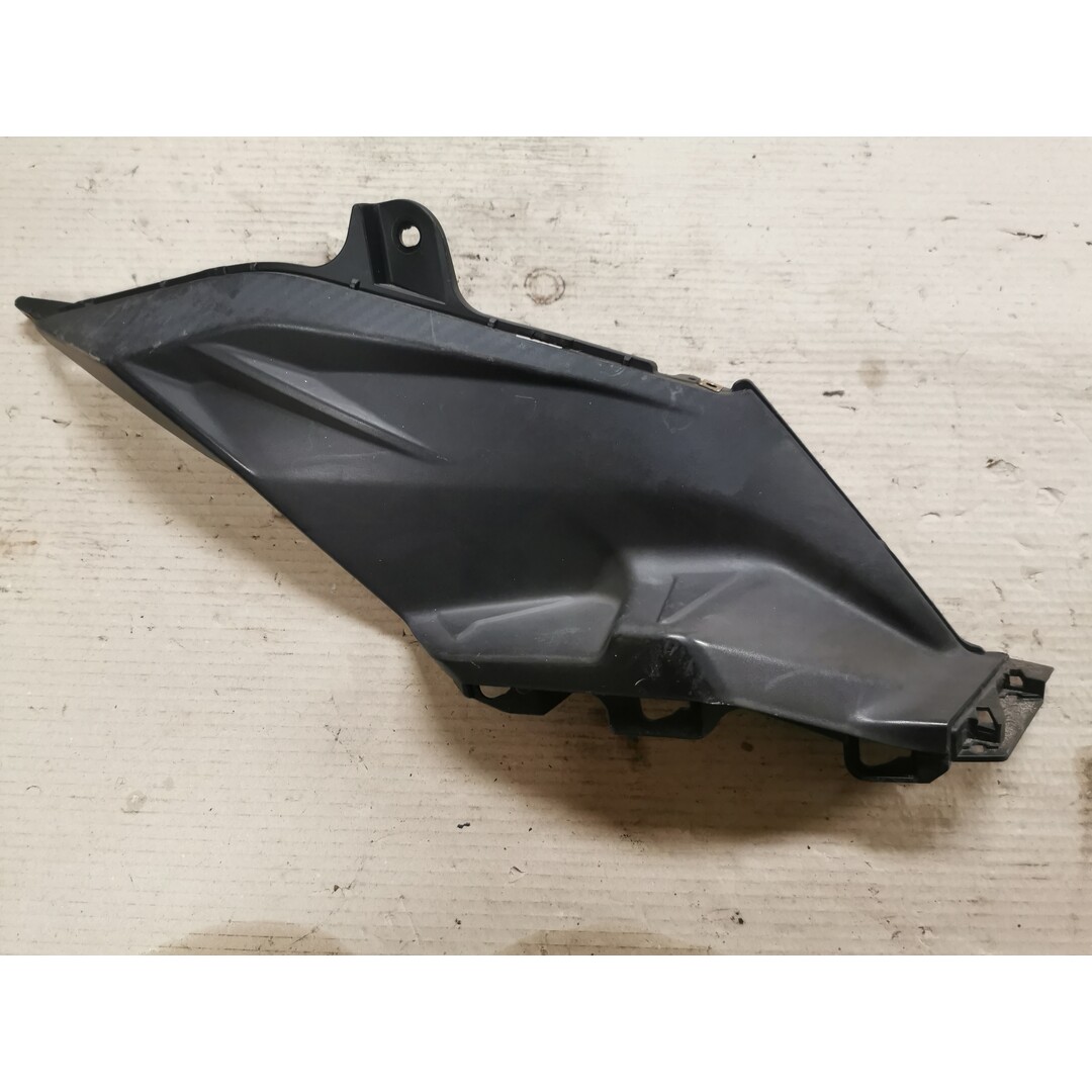 Sym Sym X-pro / Orbit 3 / 2020 / 2 / Zijskirt / Achter / Rechts