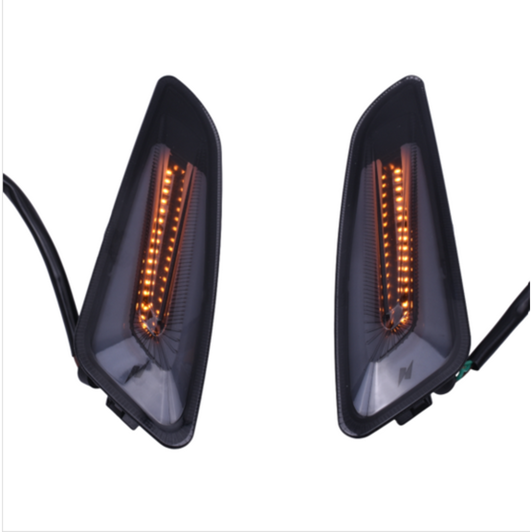 RAW-set Voor Knipperlicht / Voorzijde / Vespa sprint / LED SQ THNDR Strike (Lichte transportschade mogelijk)