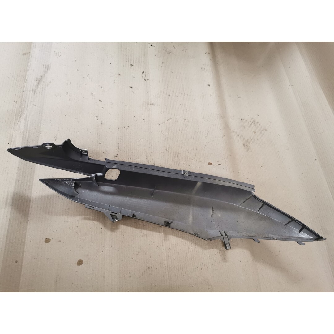 Honda vision / achterkap / zijscherm / links