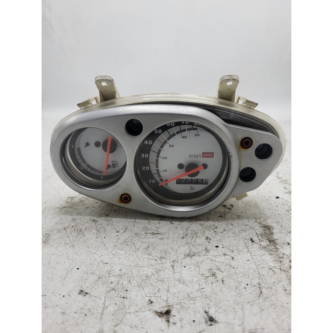 Aprilia Aprilia Sport City 50 / 2010 / Kilometerteller km teller 52356