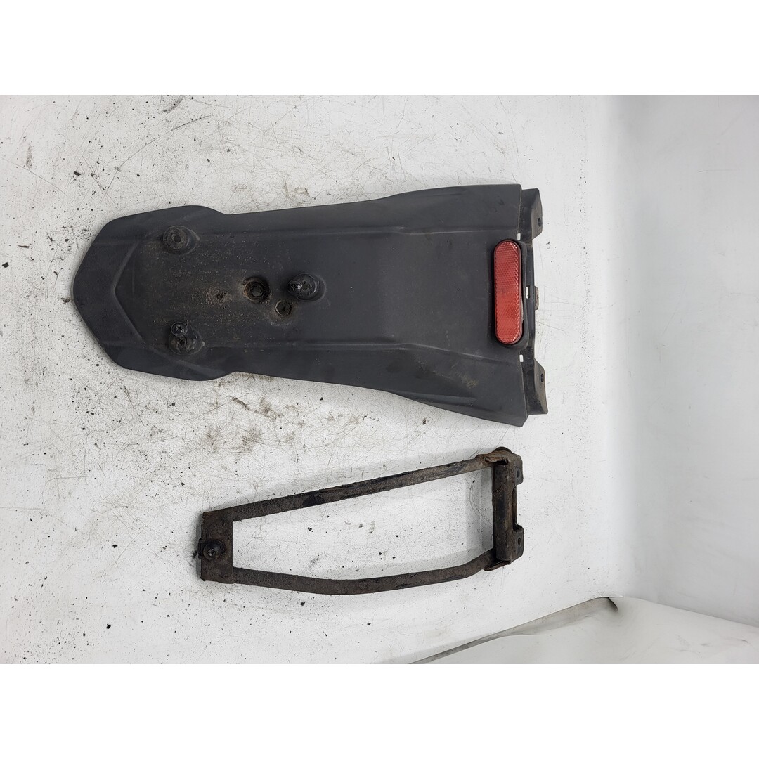 Aprilia Aprilia Sport City 50 / 2010 / Achterspatbord incl. beugel