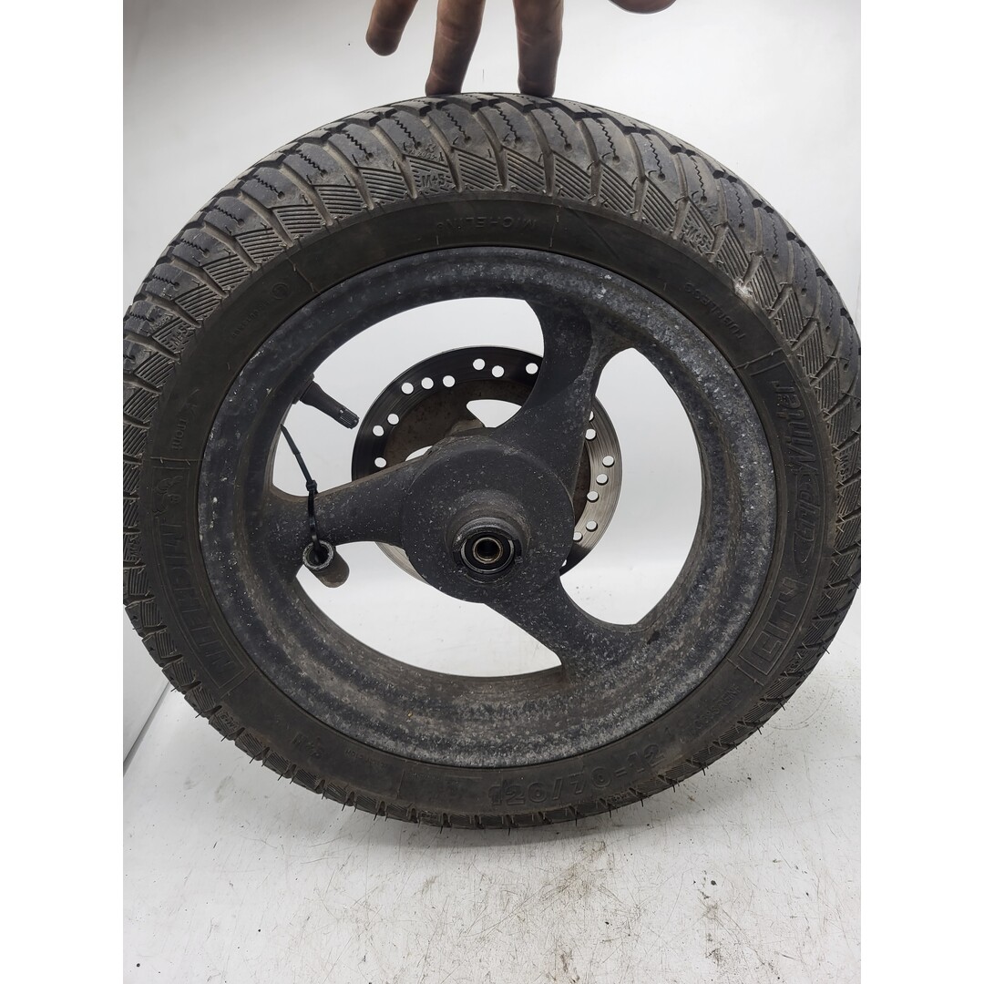 Znen Znen F22 2015 ZN50QT-32 / Voorwiel goede band Incl. remschijf 12 inch