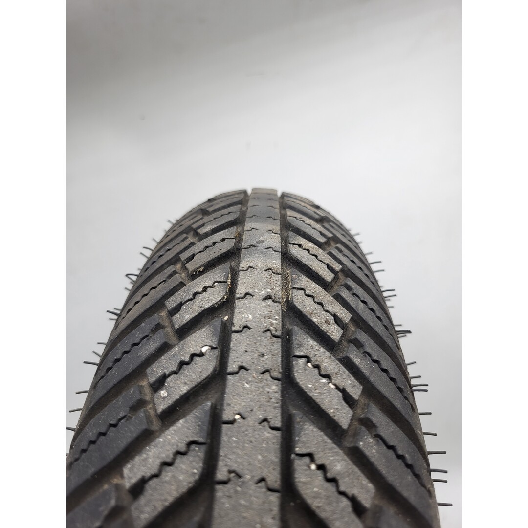 Znen Znen F22 2015 ZN50QT-32 / Achterwiel goede band