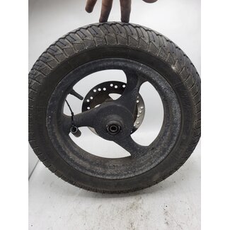 Znen Znen F22 2015 ZN50QT-32 / Achterwiel goede band