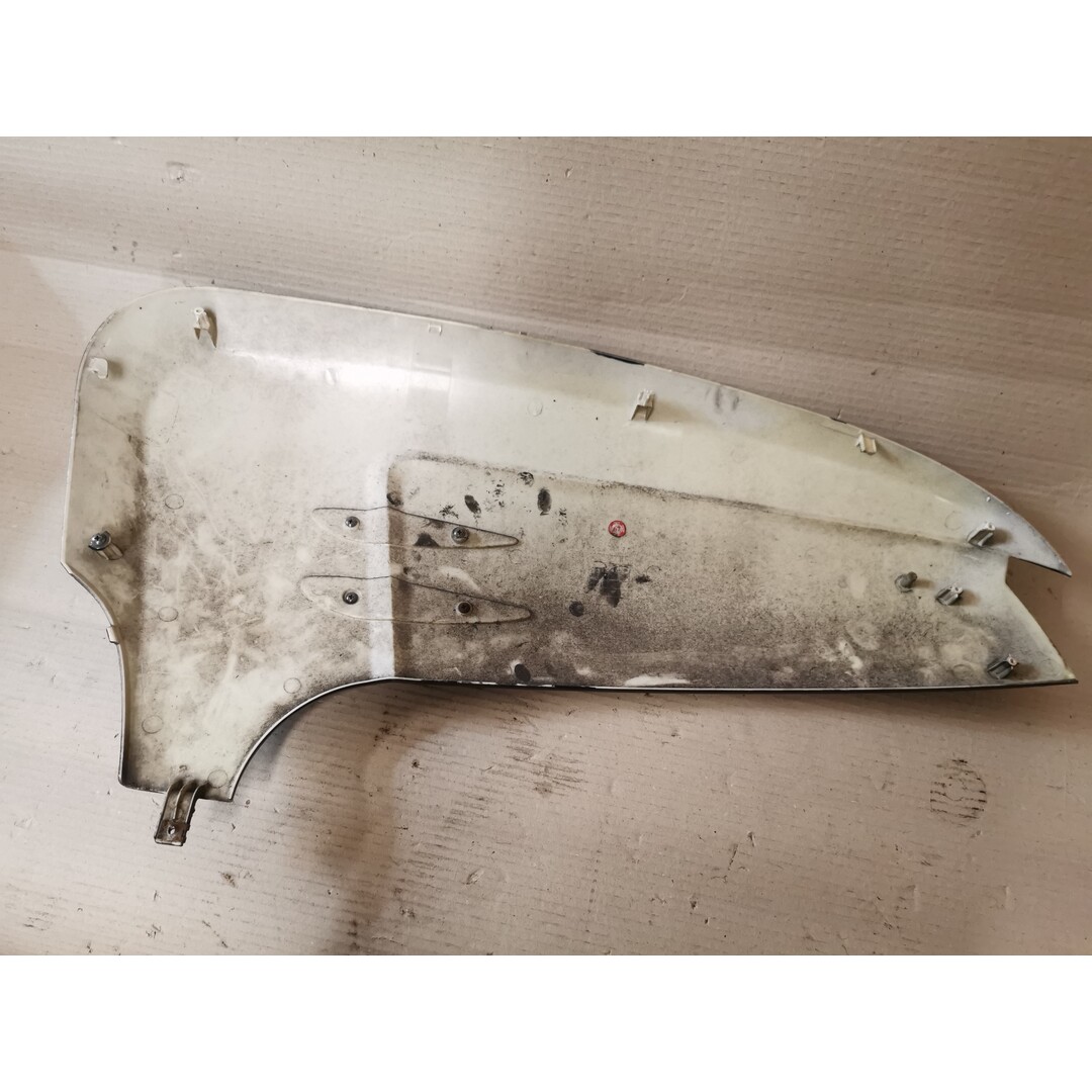 Turbho Turbho RB-50 Belissimo 2012 / 2 / Zwart / Zijscherm / Achterkap / rechts