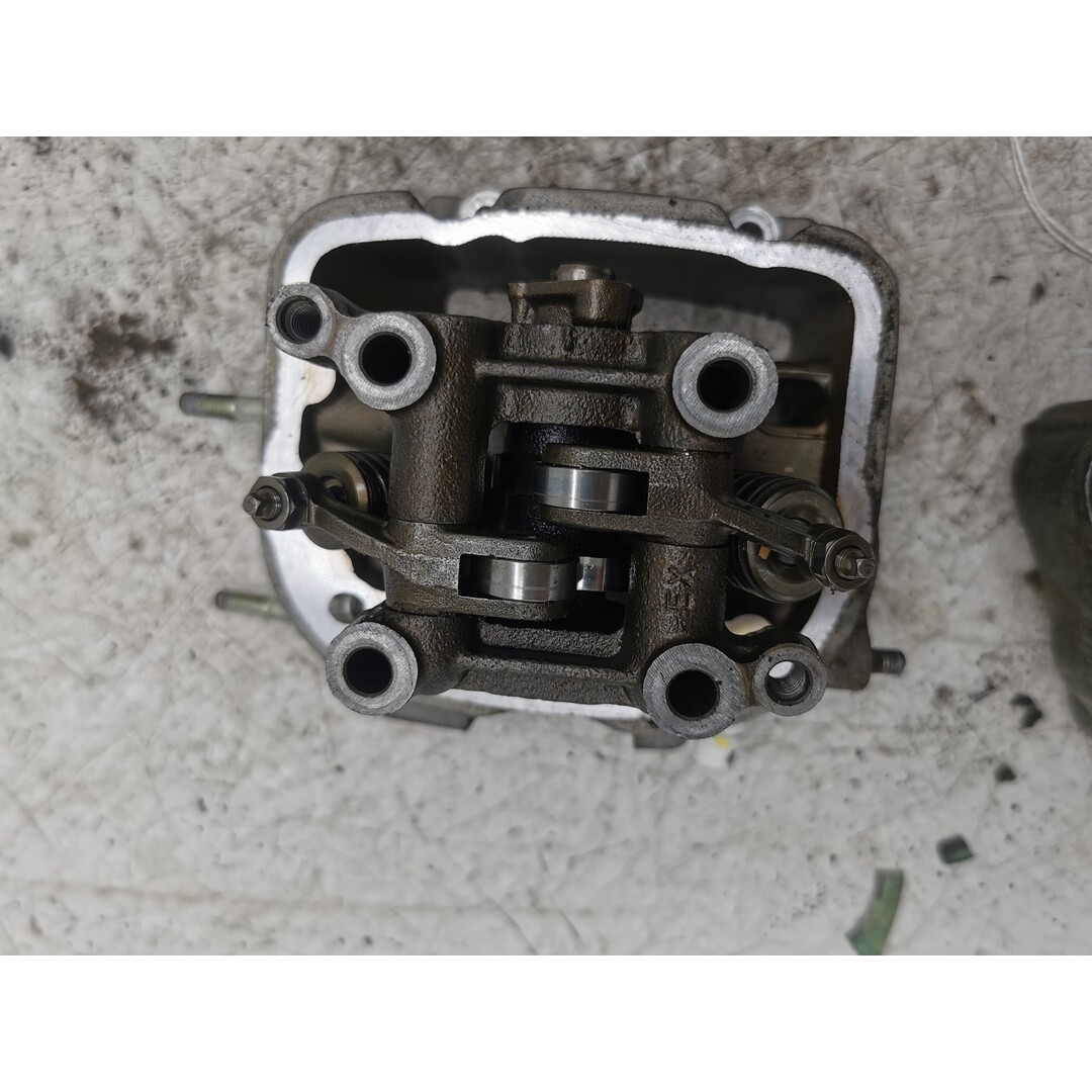 Honda Honda vision 2016 / cilinder / cilinderkop / kleppendeksel