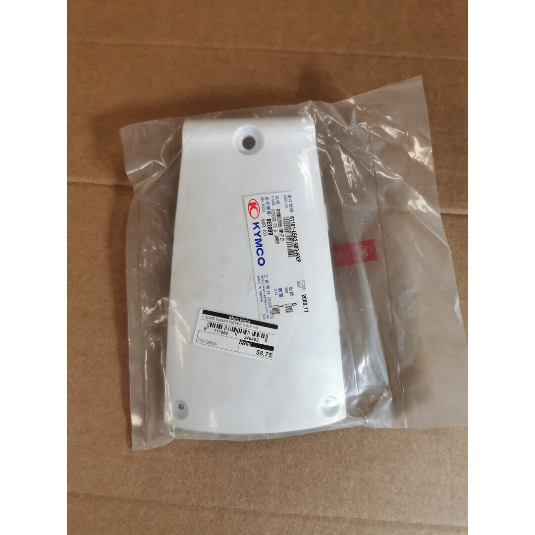 Kymco New Sento / voor spatbord tussen / ivoor wit / Nieuw 50% korting / 7061966W
