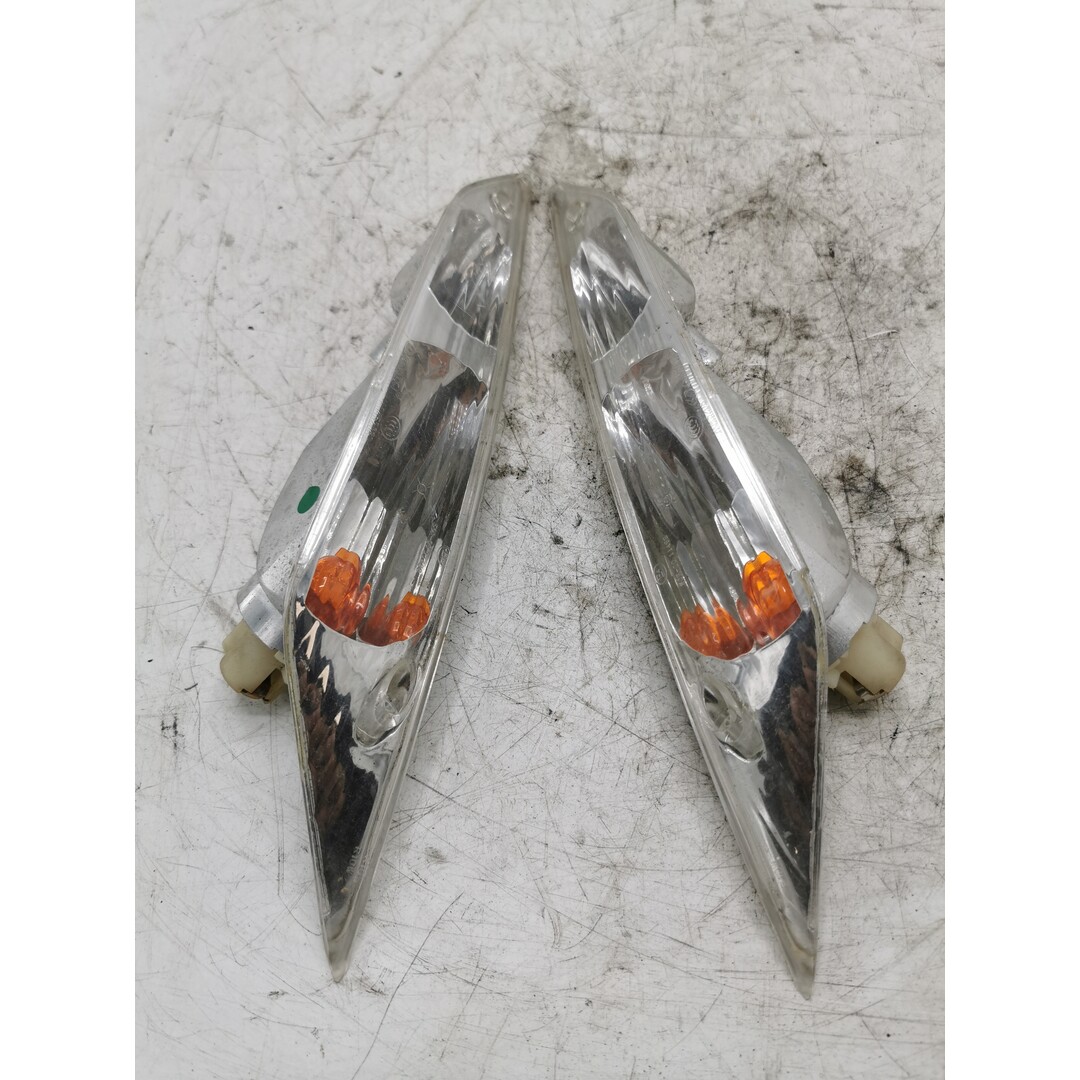 Piaggio Zip Piaggio Zip / Zip2000 / Knipperlichten / Origineel / Wok proof keuring / Voorkant