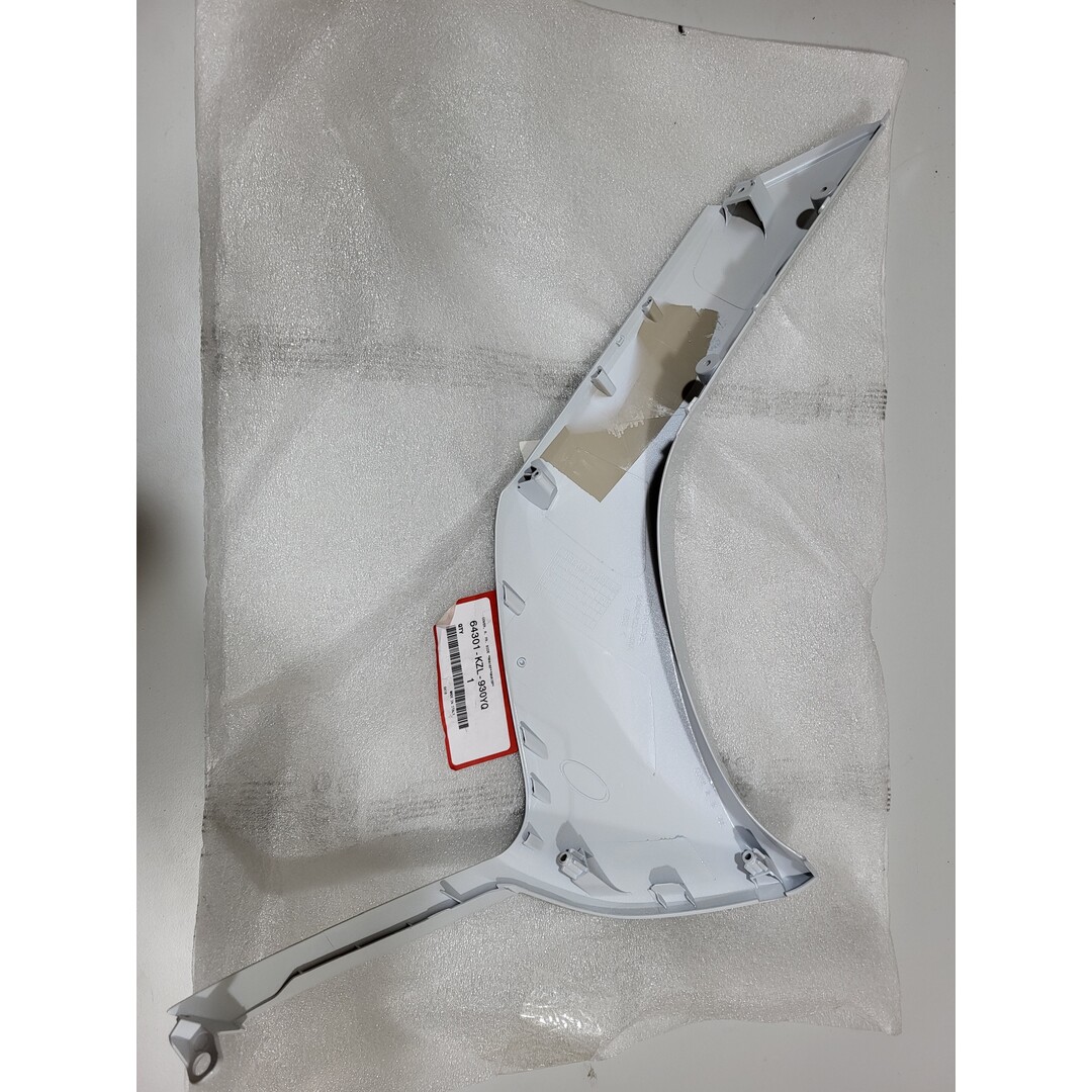 Honda Honda Vision 4t Nsc 4t / Zijscherm Rechts parelmoer wit in verpakking