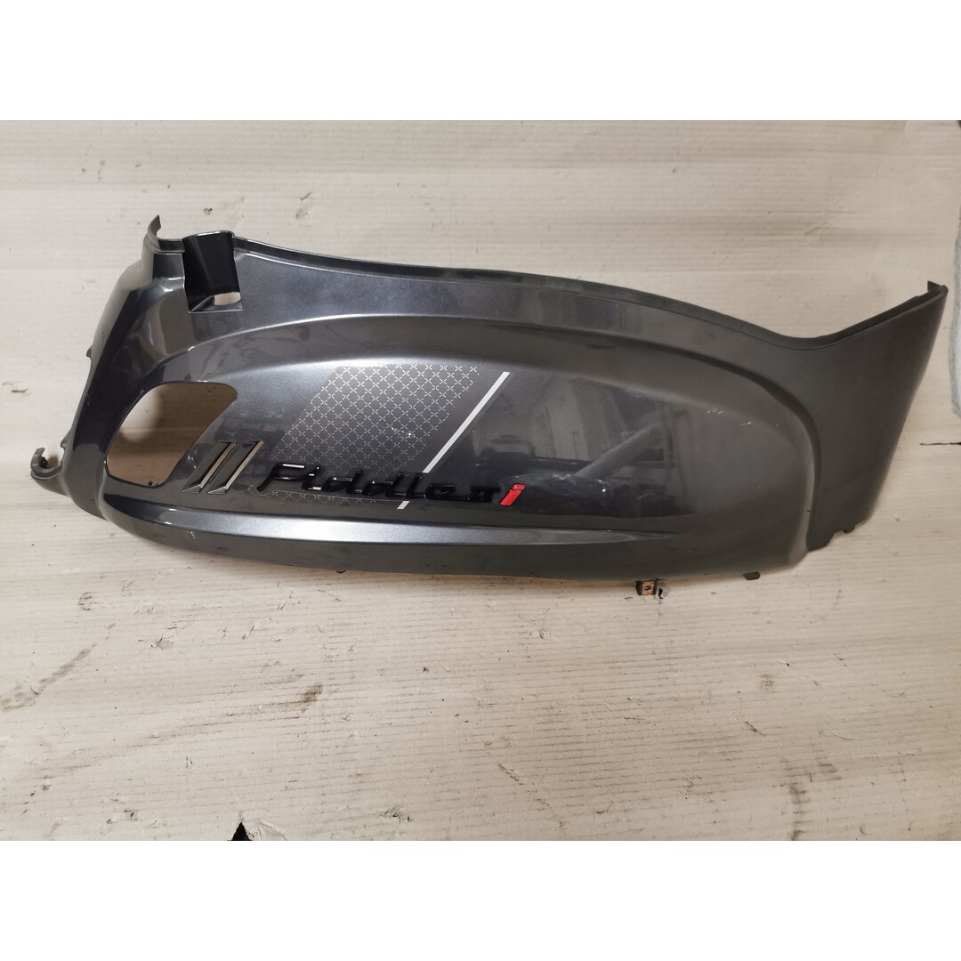 Sym Sym Fiddle 2 E5 Injectie 2022 / zijscherm / achterkap / rechts / grijs