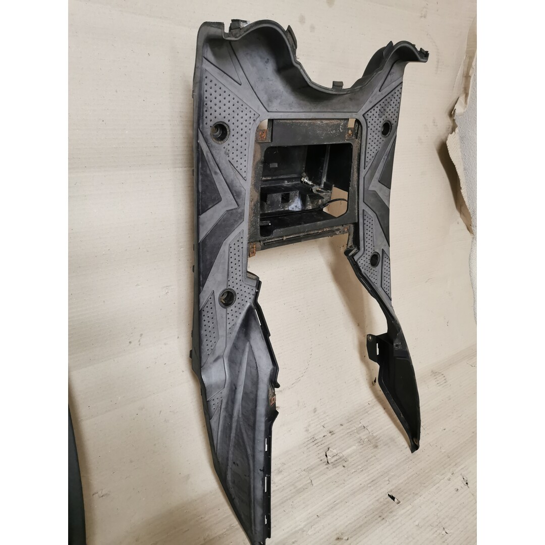 Sym Sym Jet 4 2011 / treeplank / treeplaat