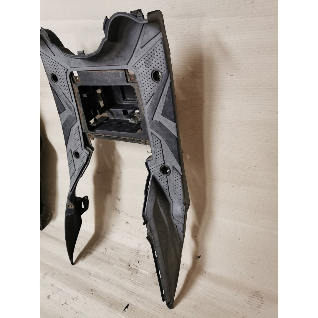 Sym Sym Jet 4 2011 / treeplank / treeplaat