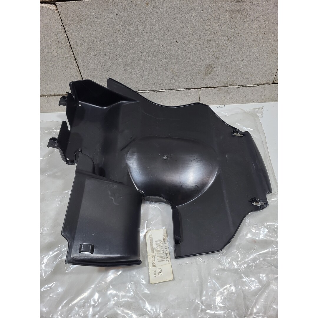 Yamaha Yamaha Bws / Onderkuip achterkant 4sbf162902