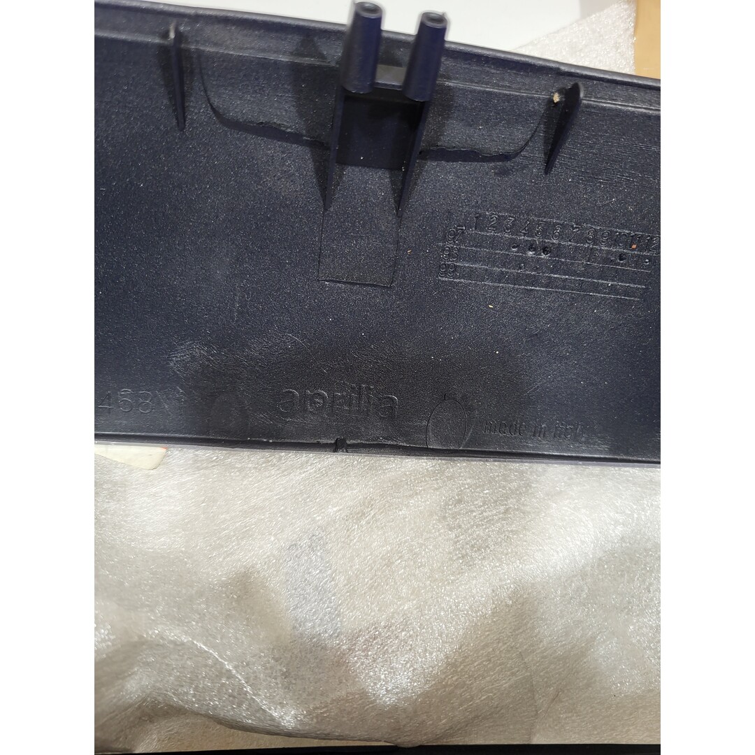 Aprilia Aprilia Amico 50 96-98 / Stuurkap Koplamp rand Blauw AP8238818