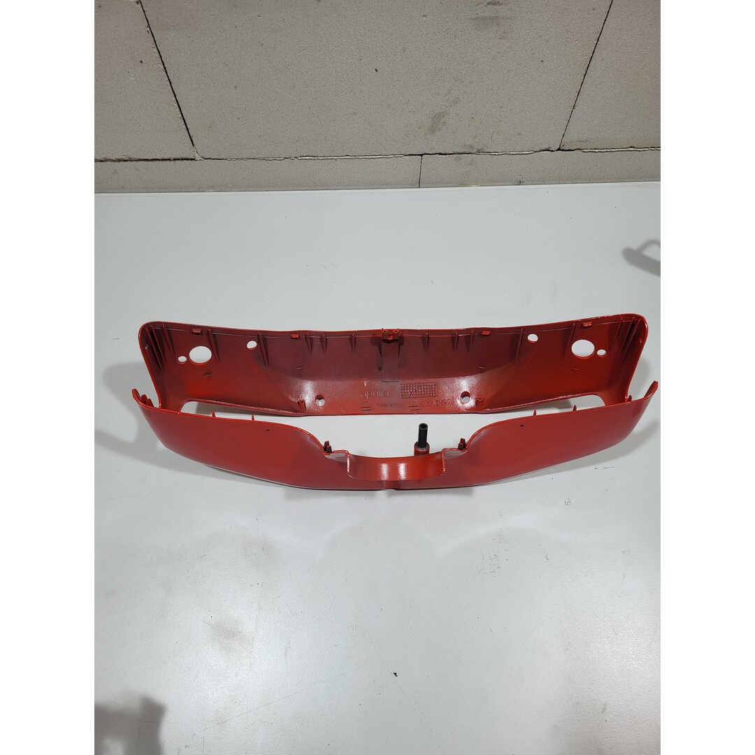 Aprilia Aprilia Amico 50 96-98 / Stuurkap Koplamp rand Rood AP8238818