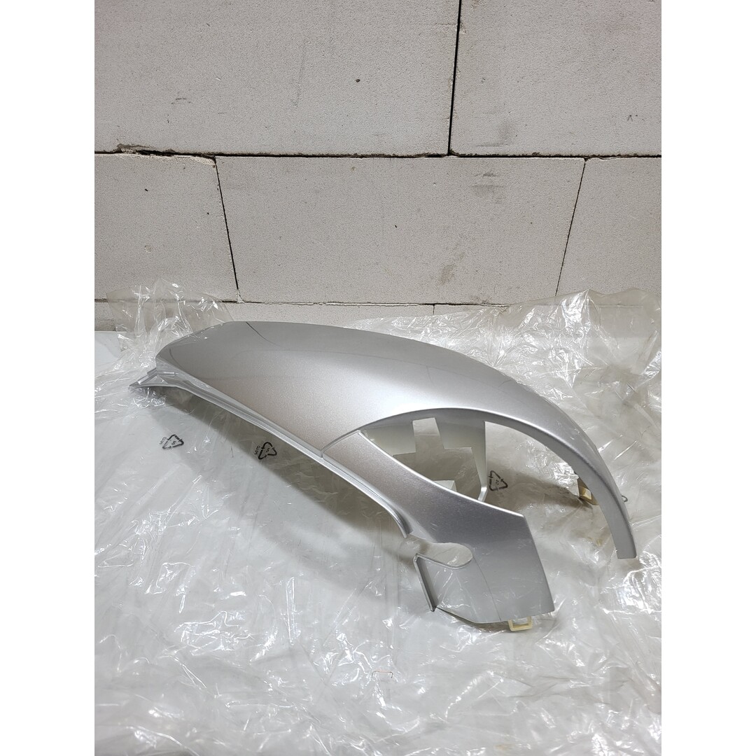 Peugeot Peugeot Vivacity oud type / Zijkap Zijscherm Grijs Rechts In verpakking