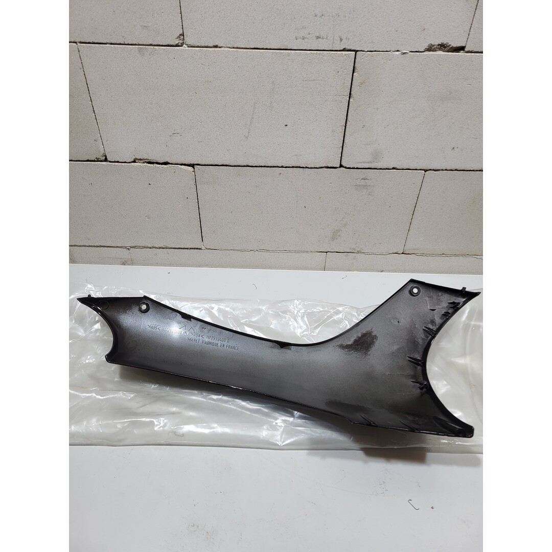 Peugeot Peugeot Zenith / Onderkap Zijkap onder links Zwart