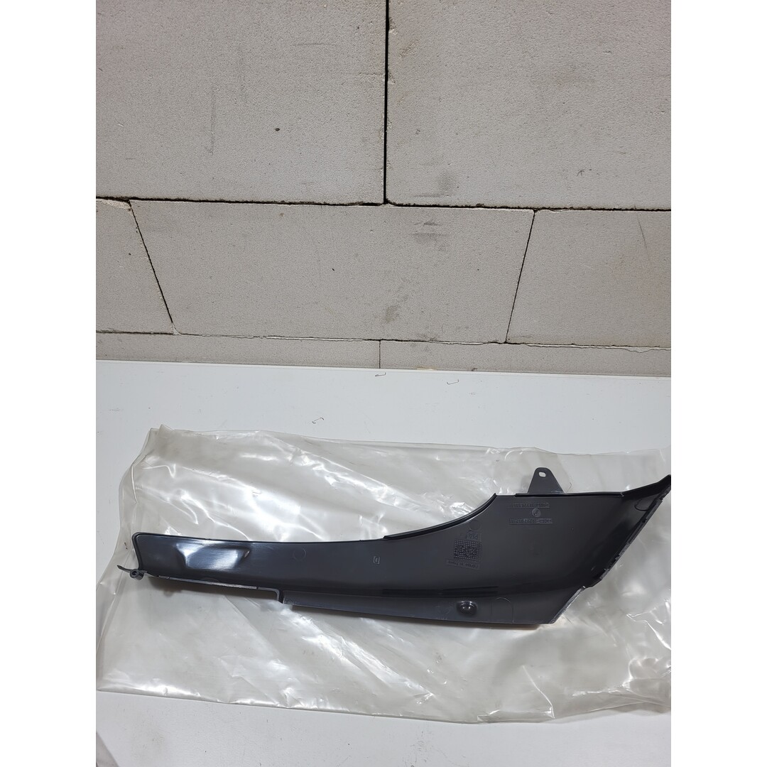 Peugeot Peugeot Fox / Zijkap Zwart