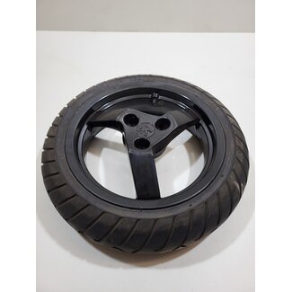 Jet Force 50 2T NC E2 05-07 / Achterwiel Zwart band redelijk