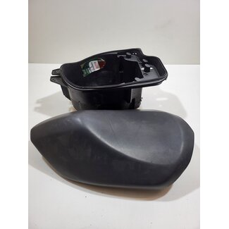 Jet Force 50 2T NC E2 05-07 / Buddybak Buddyseat Zadel Opbergbak