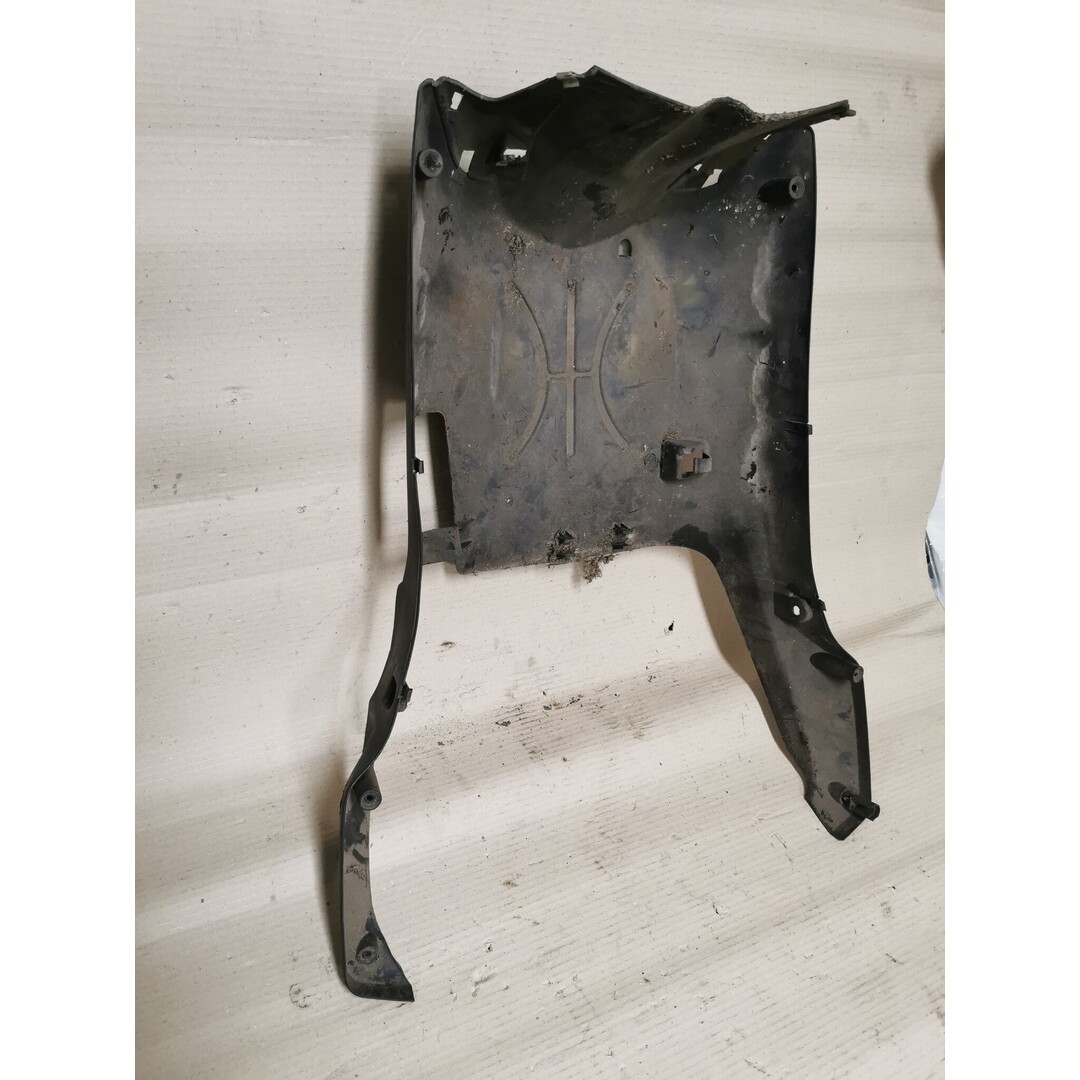 Sym Sym orbit 2 50S / onderkuip / sideskirt / treeplank