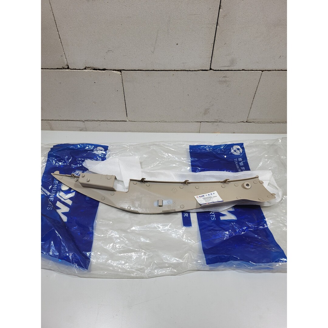 Sym Sym Mio oud type / Sideskirt zijkap Bruin Beige links