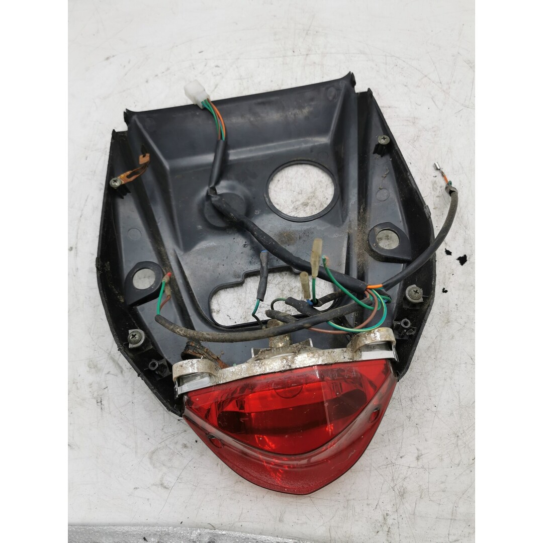 Sym Sym Orbit 2 / 2016 / achterkap met achterlicht