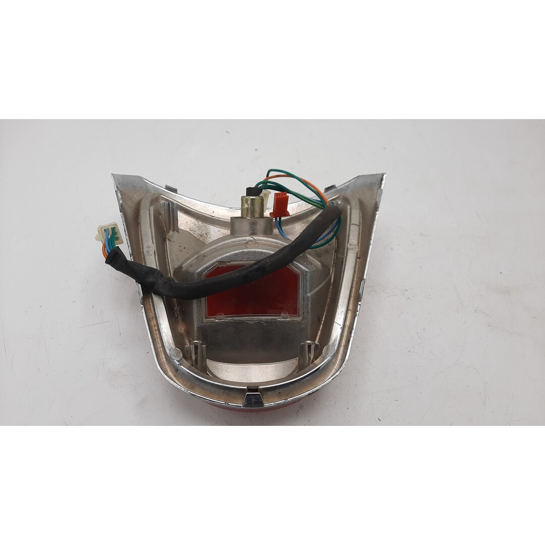 Sym Sym Fiddle 3 / Achterlicht Rood Chrome