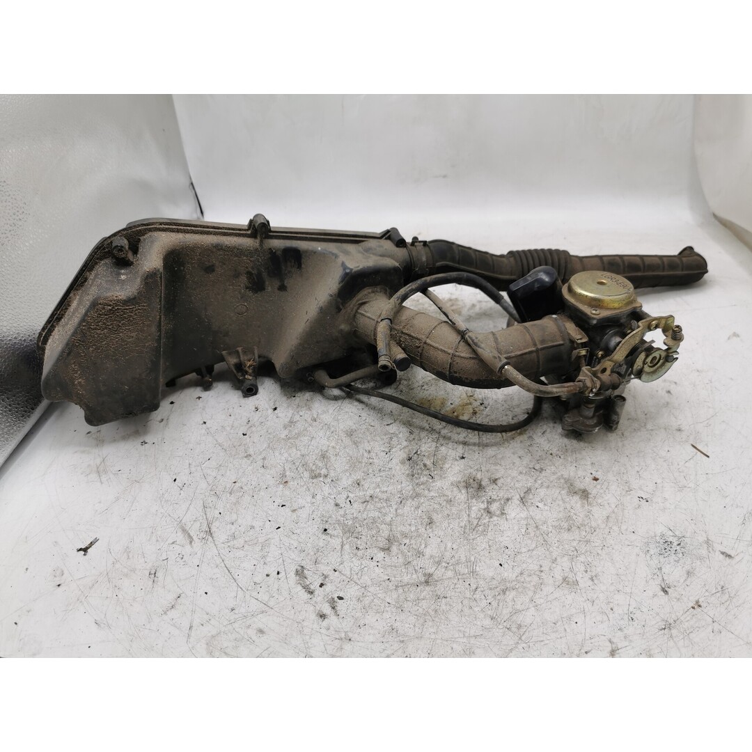 Kymco Kymco Like 2011 / carburateur / luchtfilter / luchtfilterhuis