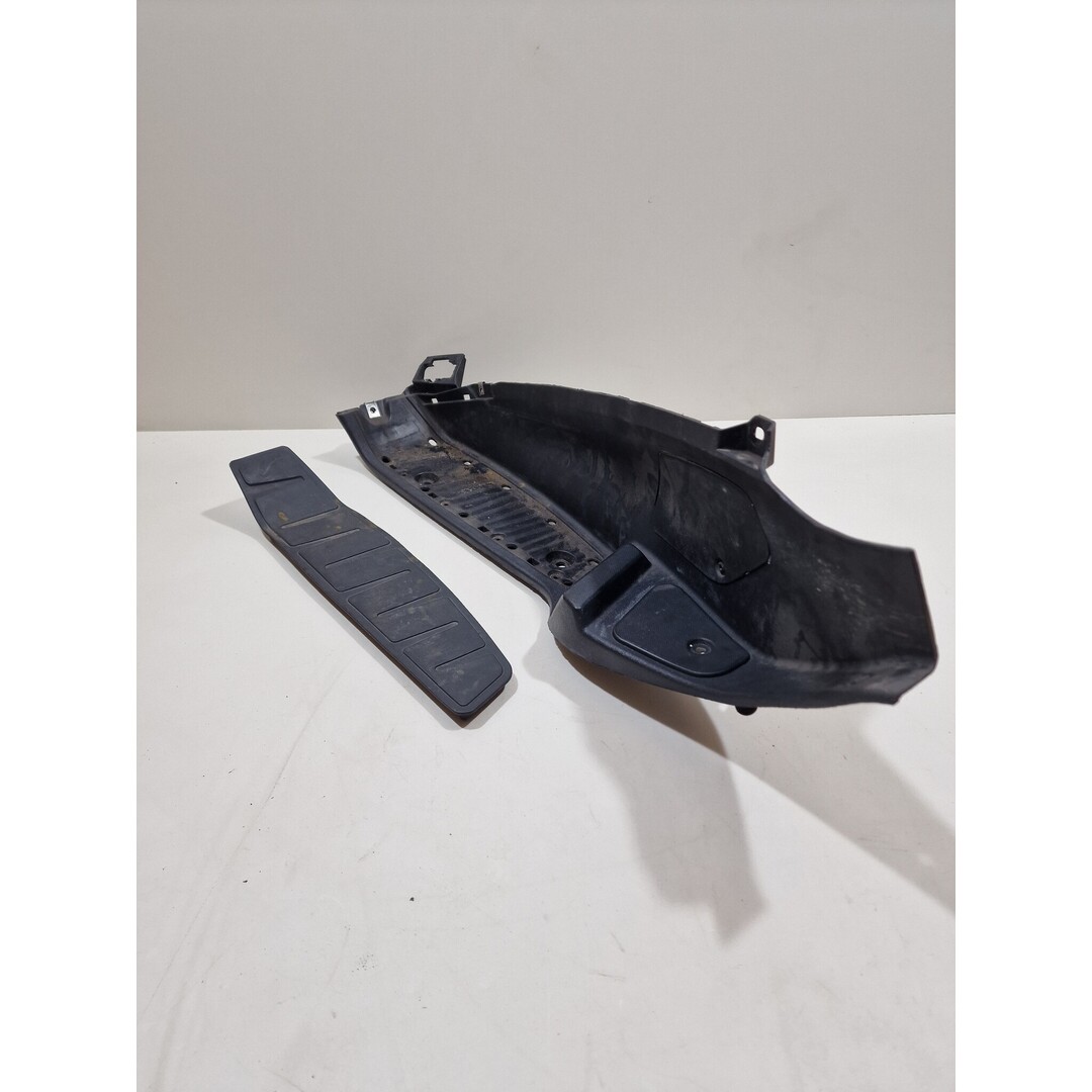 Piaggio Piaggio Mp3 300 LT 2010 / Treeplank Zwart Links Incl. mat