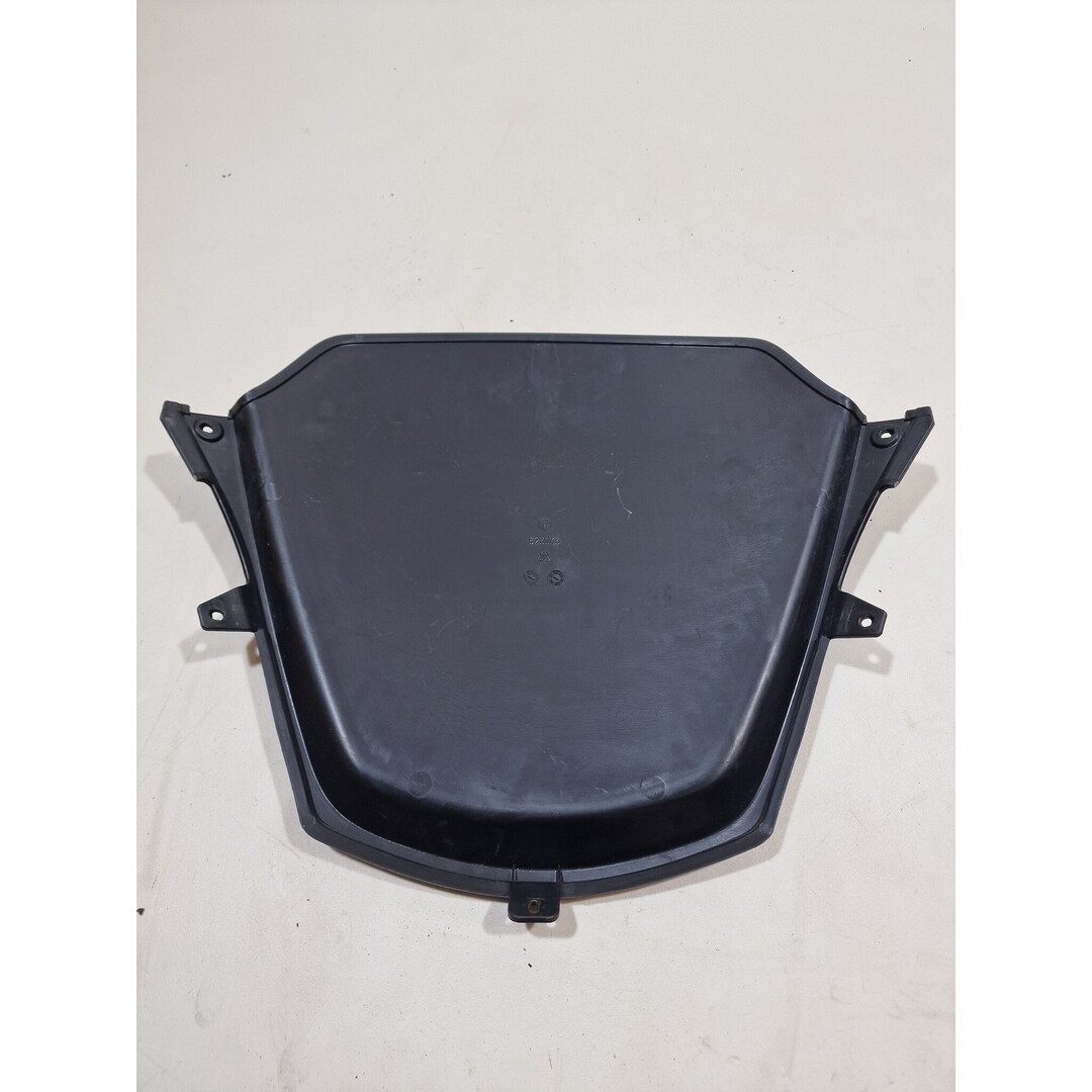 Piaggio Piaggio Mp3 300 LT 2010 / Afdek kap voorkant onder windscherm 623073 zwart