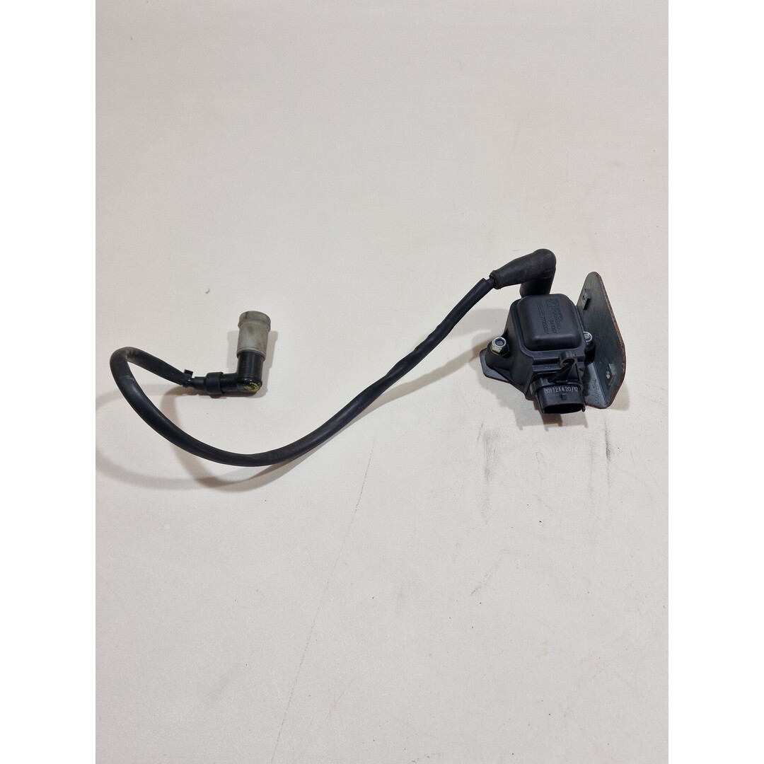 Piaggio Piaggio Mp3 300 LT 2010 / Bobine 641007 77253001 ook GTS/GTV Beverly 125cct/m400cc