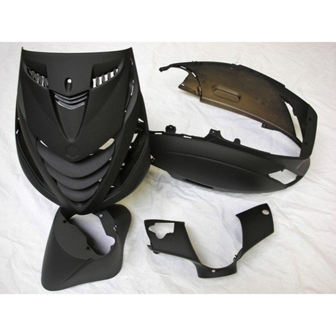 Piaggio plaatwerkset model SP + led lamp zip2000 zwart mat Power1 6-delig