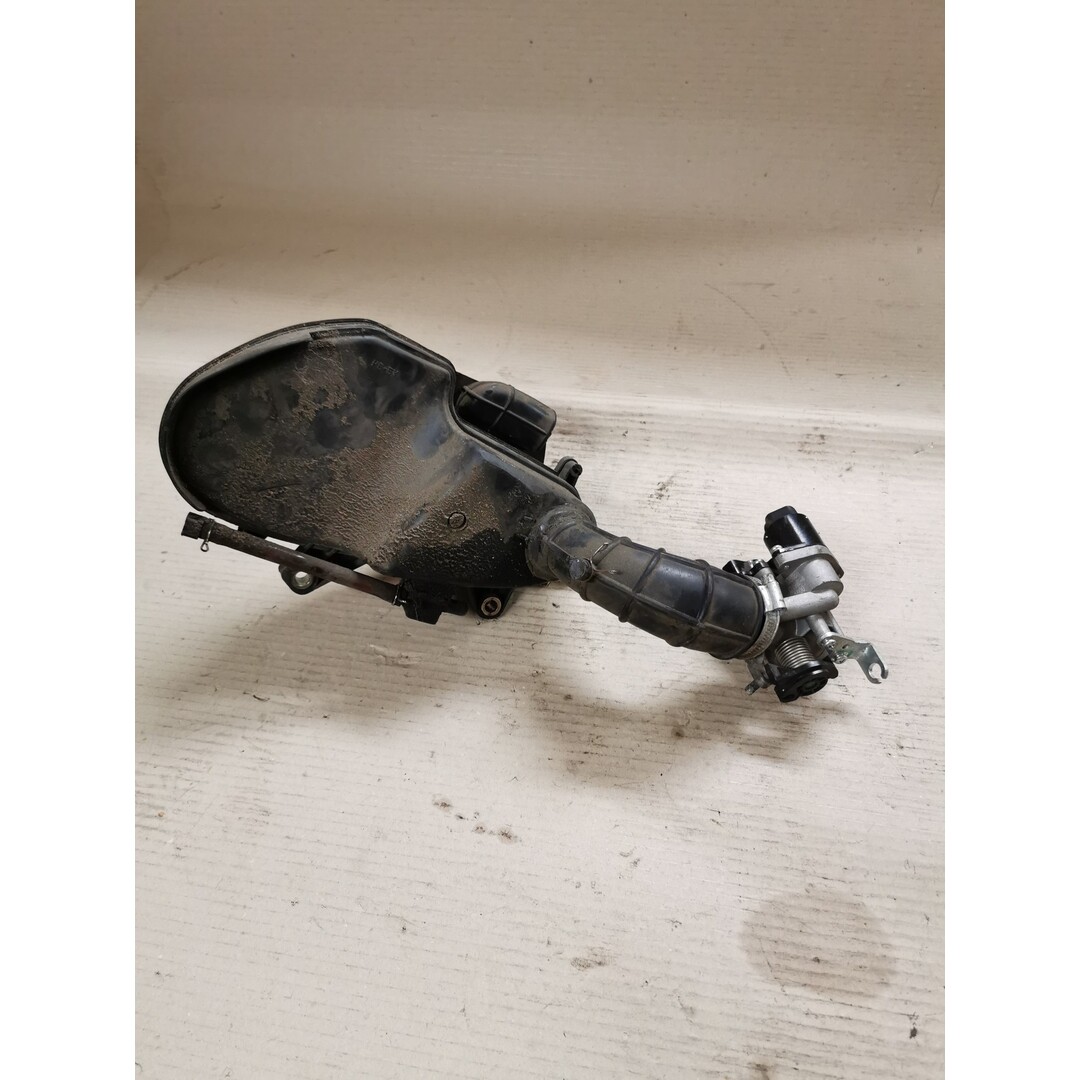 China Lx GY6 / Gasklephuis / Euro4 / Luchtfilter