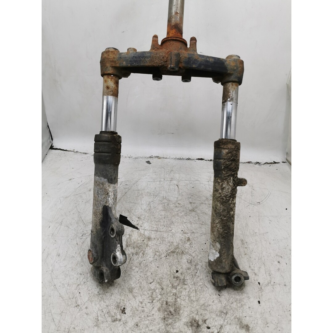 Yamaha Neo's / Neos / 2010 / voorvork / schokbrekers voorzijde / niet mooi wel goed.