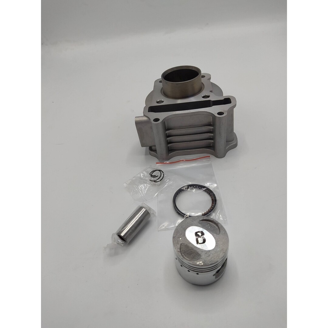 Cilinder + zuiger agi/ retro/ tori/ fid/ ksb/ orb/ china4t/ sco gy6/ v-clic 39mm