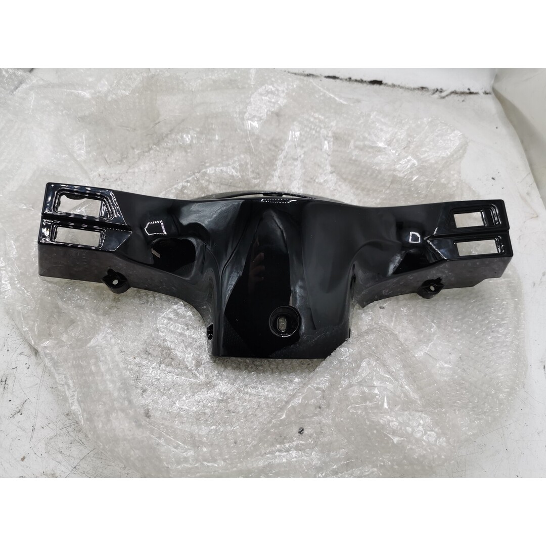 BTC Riva Sport / stuurkap binnen / vierkante koplamp / zwart / nieuw