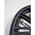 Iva S5 / Velg Zwart met schade niet krom ( kan eventueel met band tegen meerprijs )
