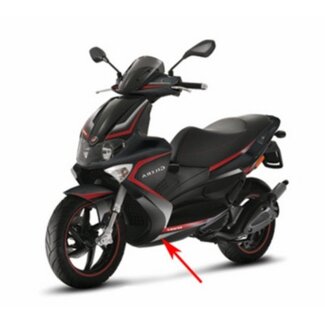 onderspoiler runner rst zwart lucido 94 piag orig 6565236090