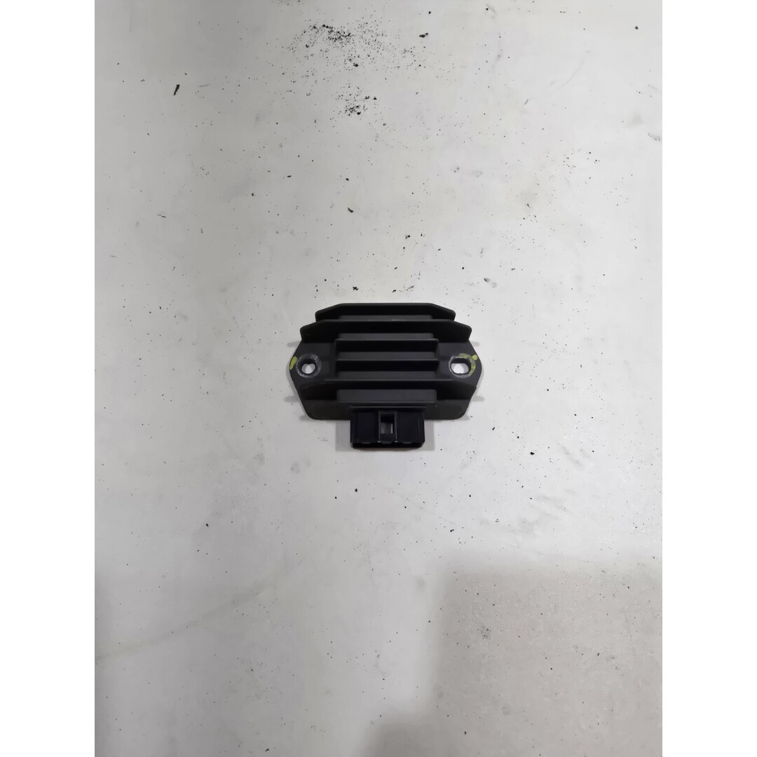 Honda Honda Vision NSC 4t 2017 / Spannings regelaar