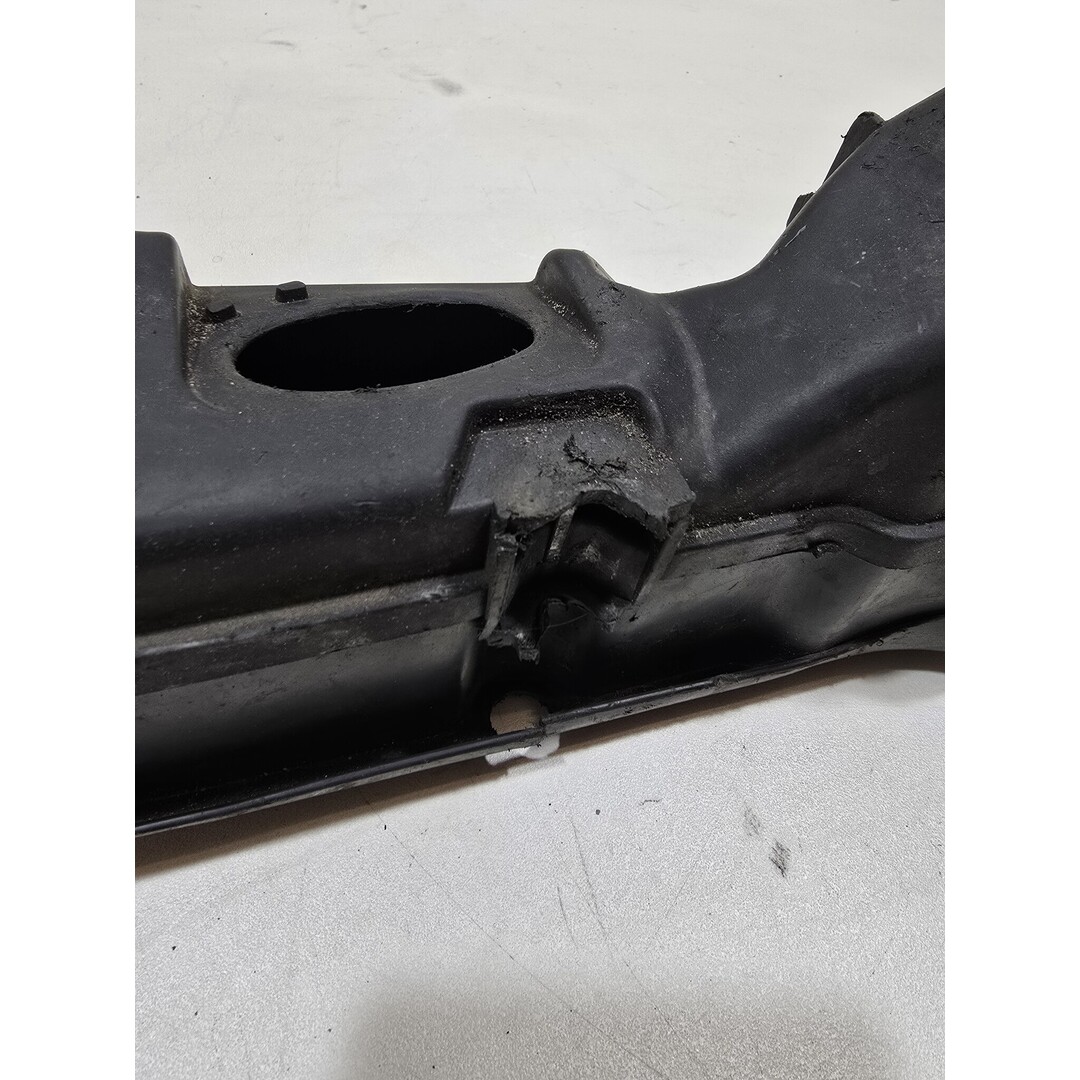 Piaggio Piaggio 2takt / Luchtfilterhuis 1 ophanging afgebroken voorste wel goed