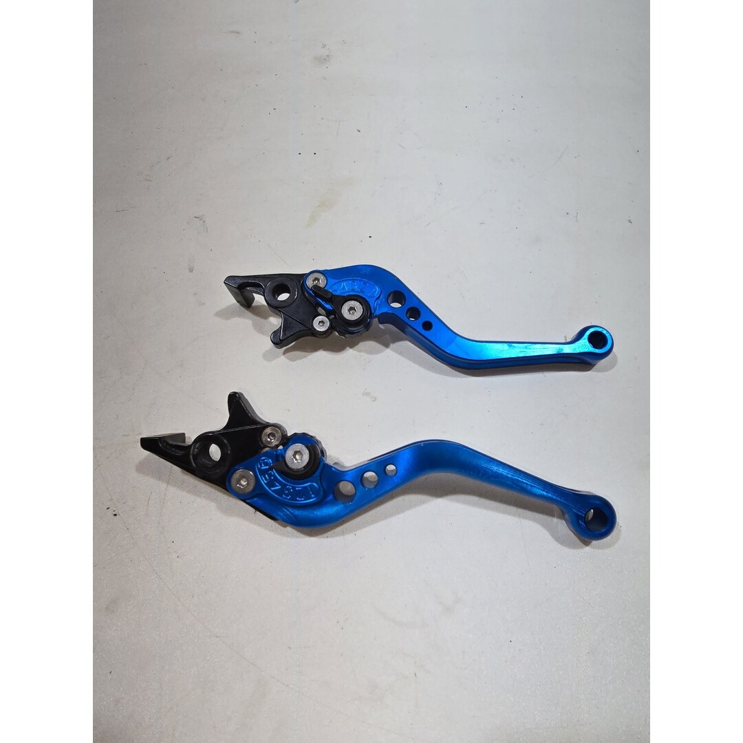 Remgreep set verstelbaar / Blauw passend op piaggio met dubbele schijf