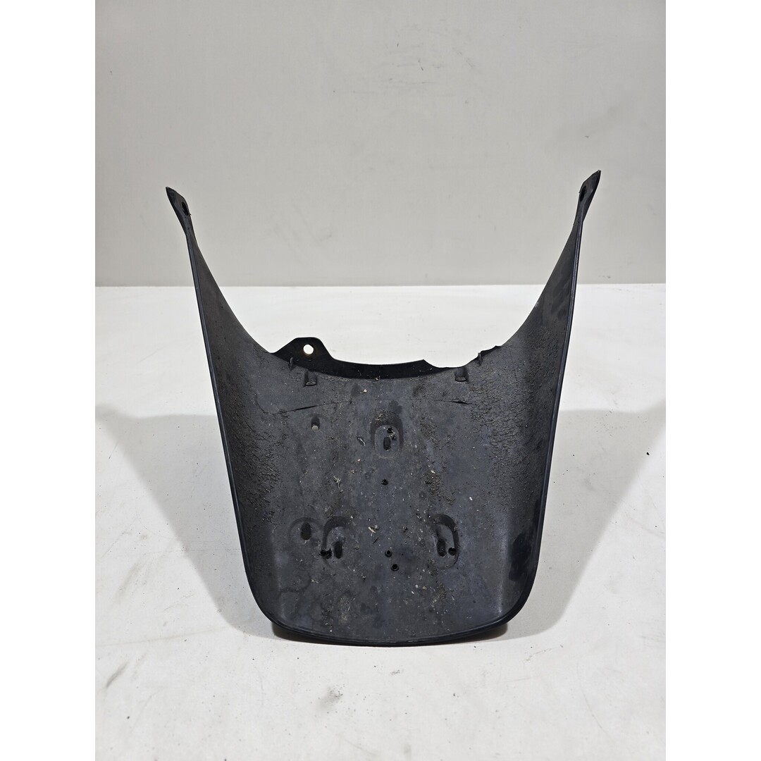 Piaggio Piaggio Mp3 250 LT 2009 / Achterspatbord ( 1 ophanging gebroken niet storend voor het goed blijven zitten !