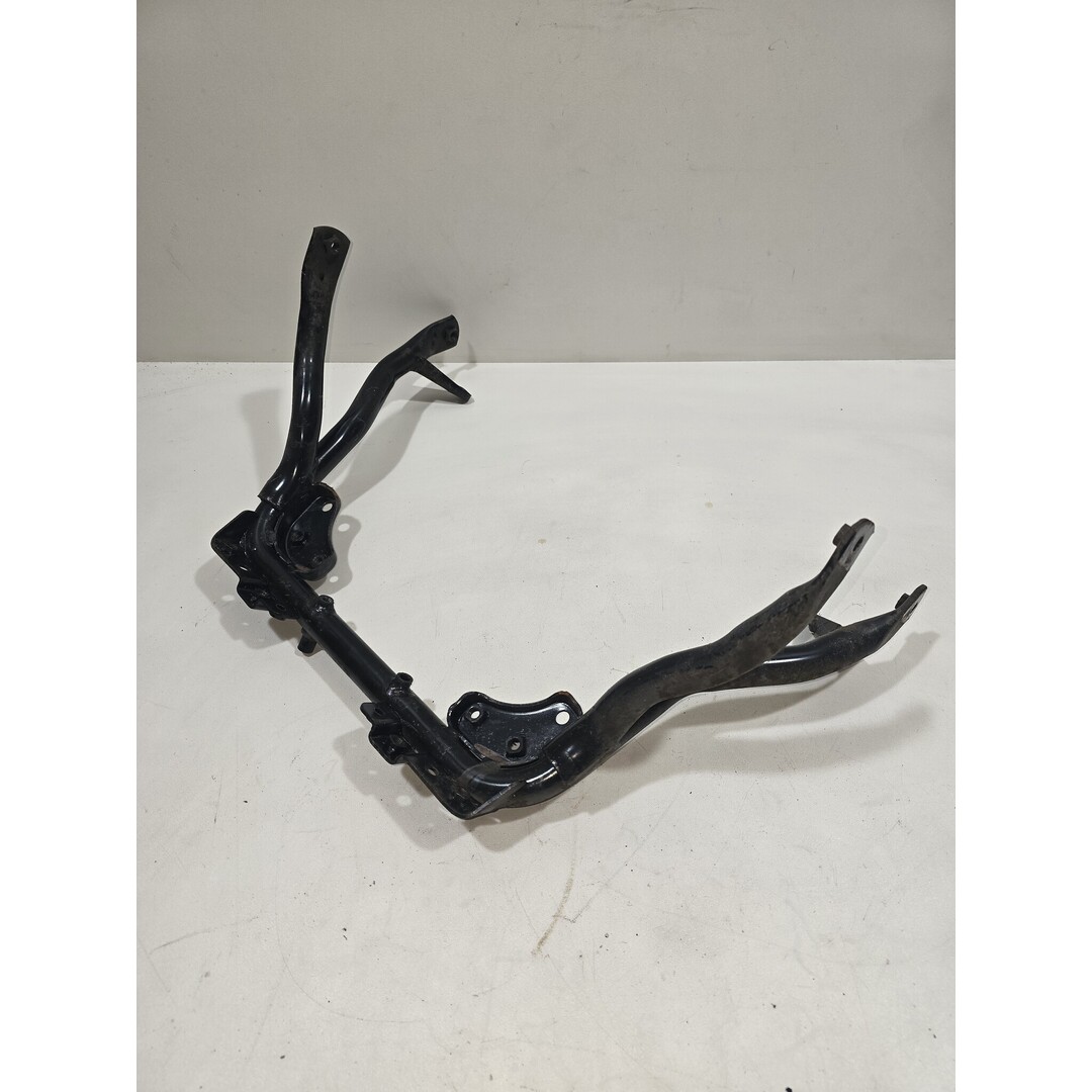 Piaggio Piaggio Mp3 250 LT 2009 / Frame deel over buddy heen